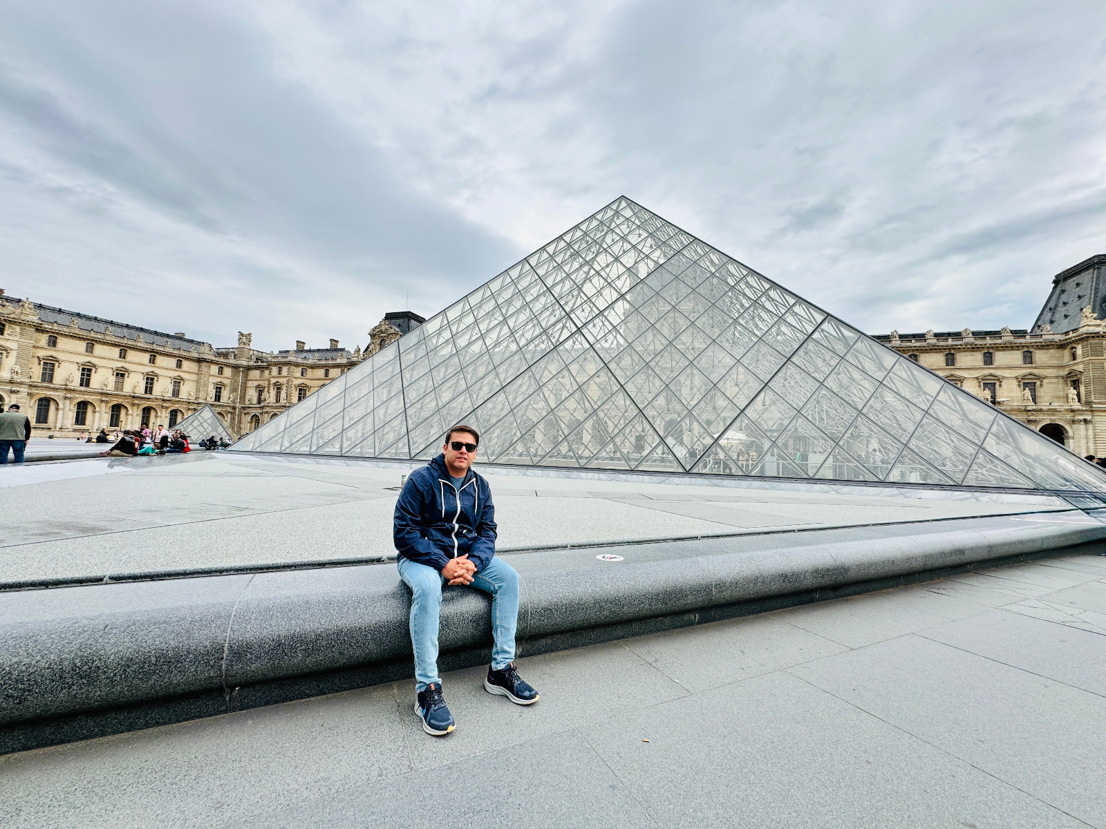 Image gallery marquee